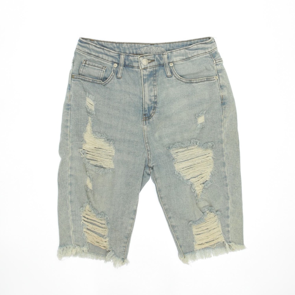 377 Wild Fable Size 8 Distress Long Shorts R0000377